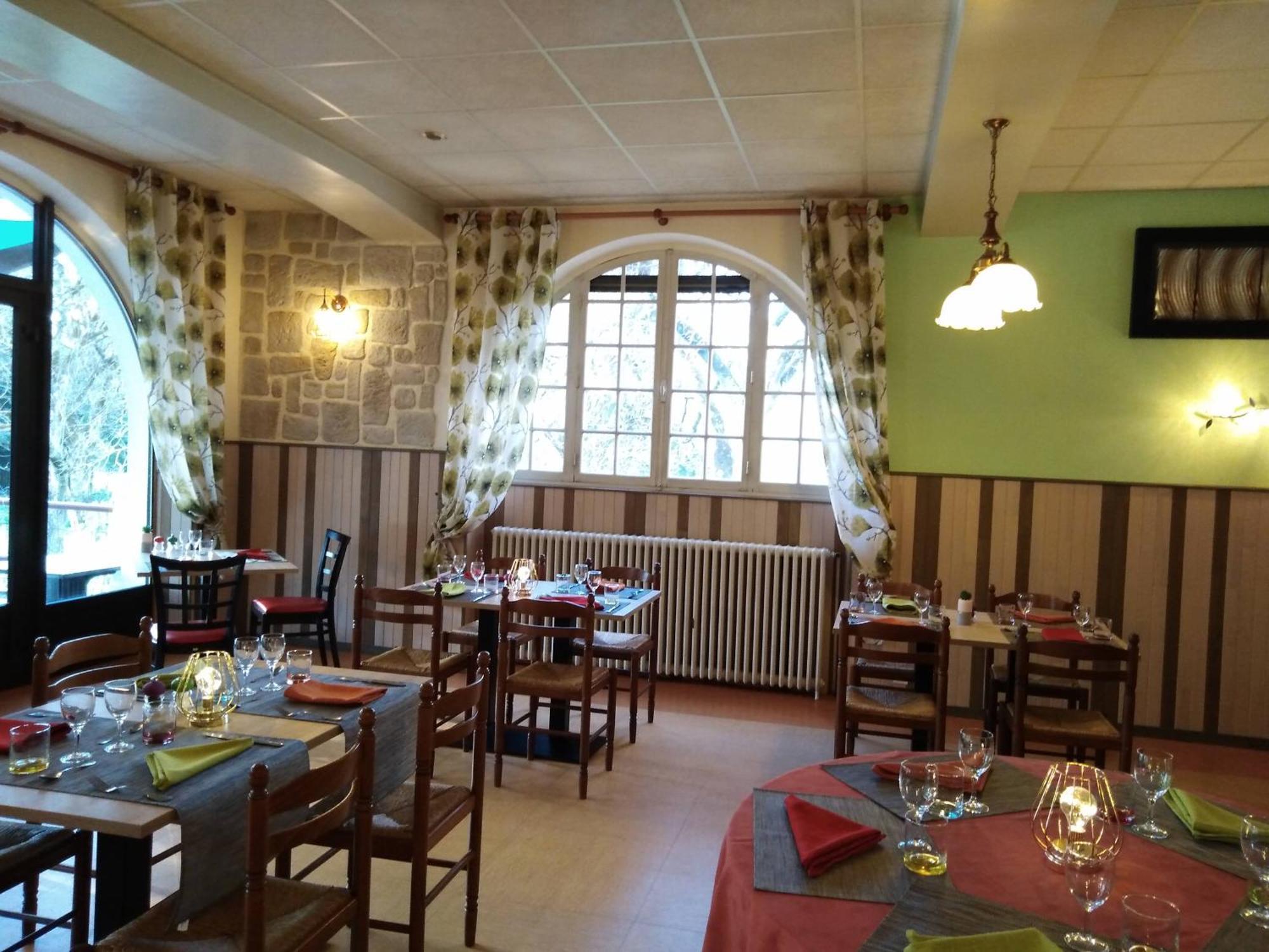 Hotel Du Pont Et Restaurant A Groléjac 외부 사진
