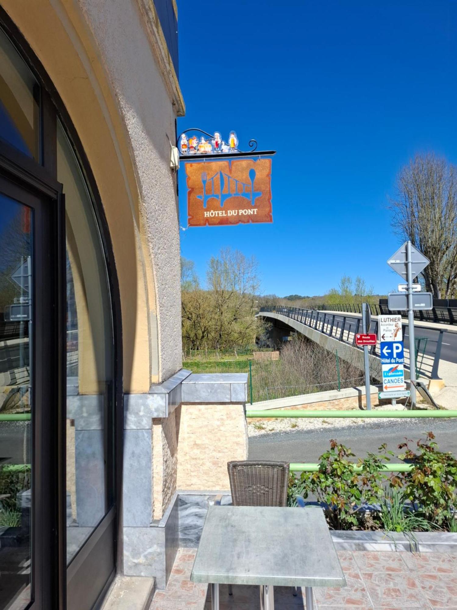Hotel Du Pont Et Restaurant A Groléjac 외부 사진
